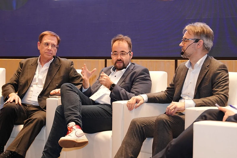 AutoSens China Panel