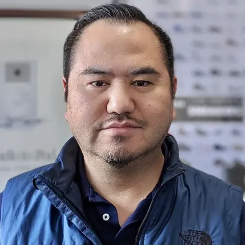 Tu Le
